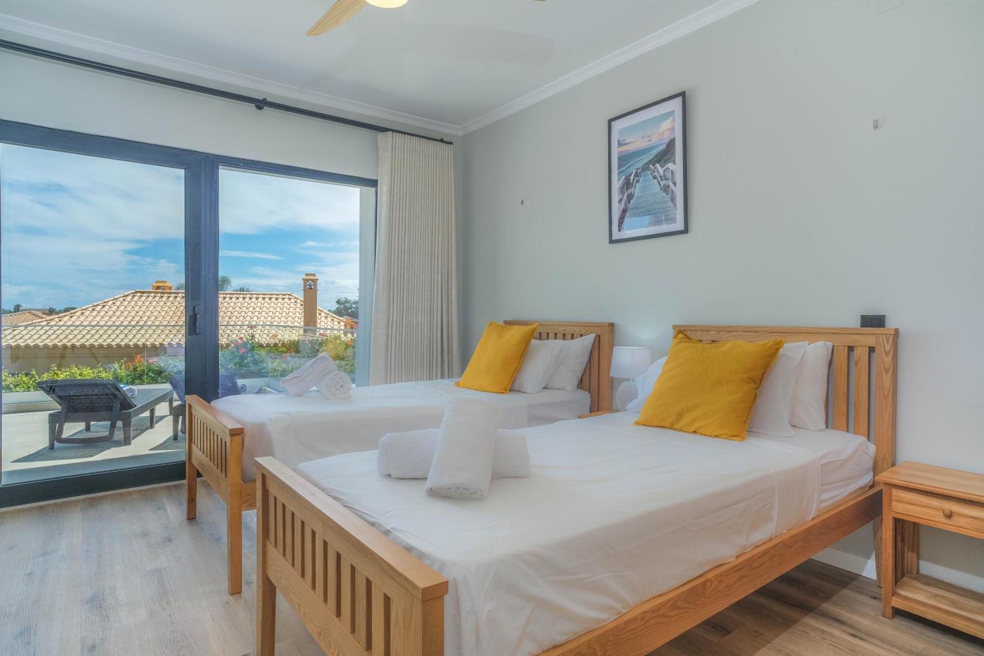 Villa Casa Talay 4 Bedroom Pool - Meia Beach, Lagos